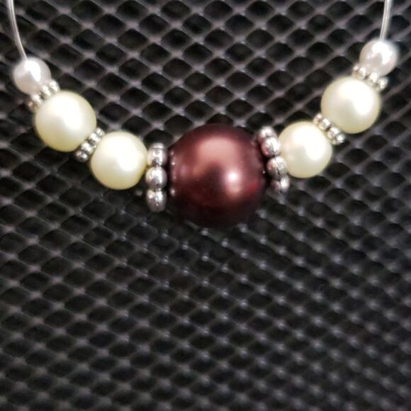 Chocolate brown/ivory faux pearl earrings - Picture 3 of 8